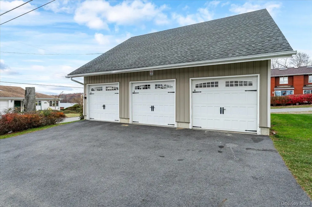 69 Vails Lake Shore Drive Brewster NY 10509