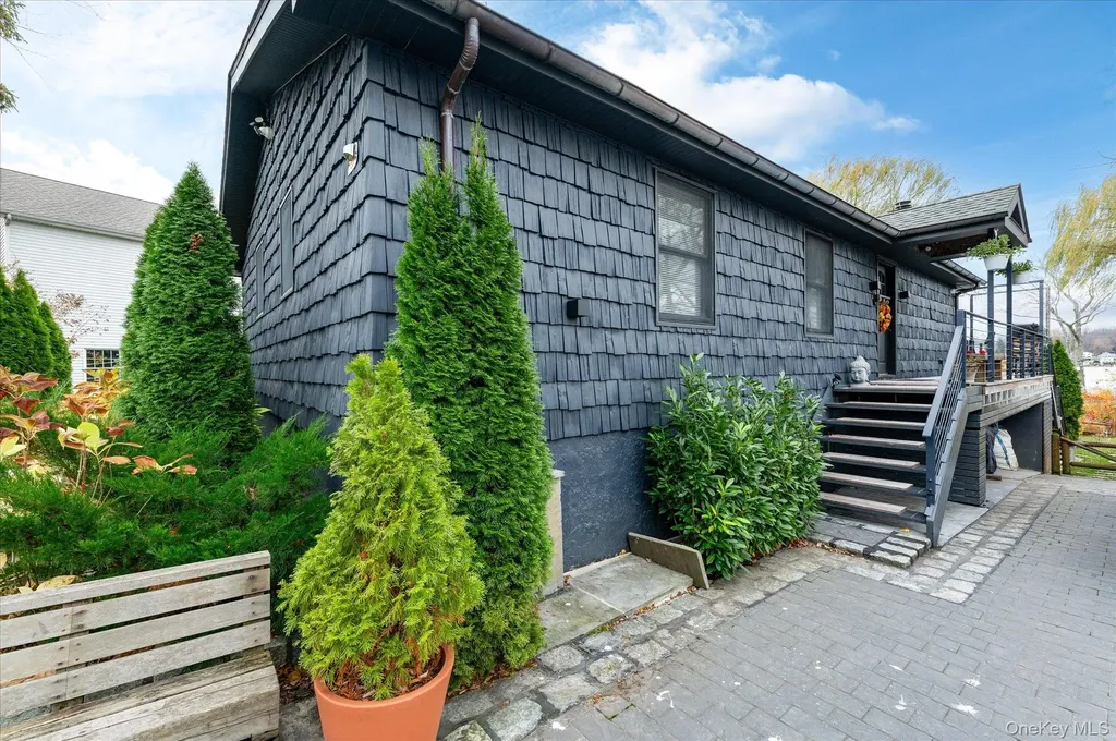 69 Vails Lake Shore Drive Brewster NY 10509