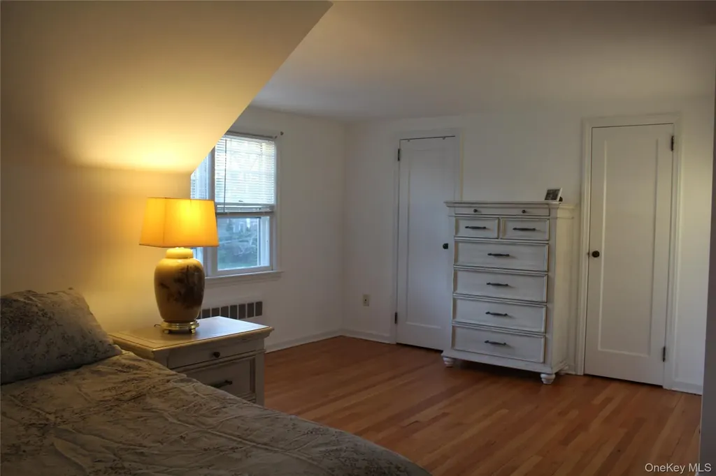 7 Okleigh Place Northport NY 11768