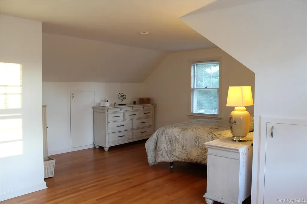 7 Okleigh Place Northport NY 11768
