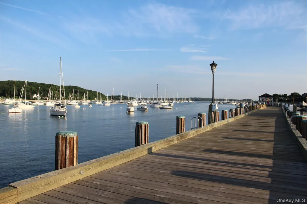 7 Okleigh Place Northport NY 11768