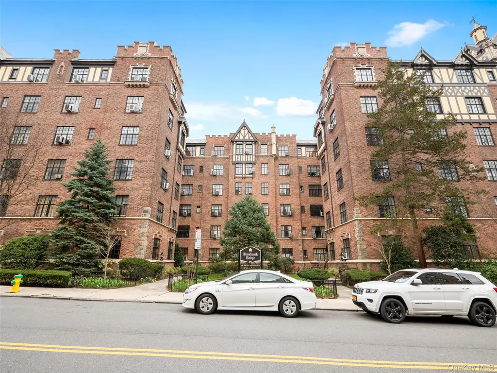 2 Westchester Avenue White Plains NY 10601