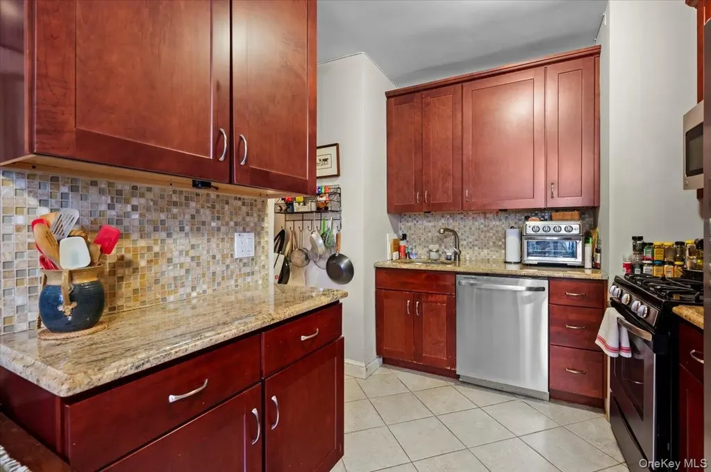 2 Westchester Avenue White Plains NY 10601