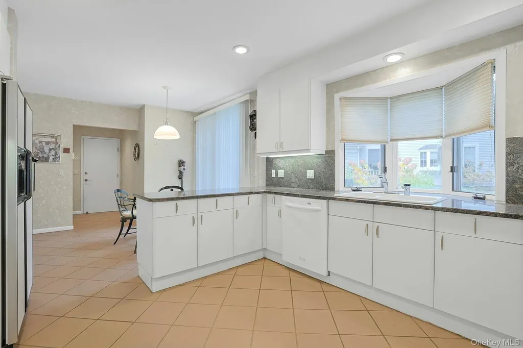44 Westfield Road White Plains NY 10605