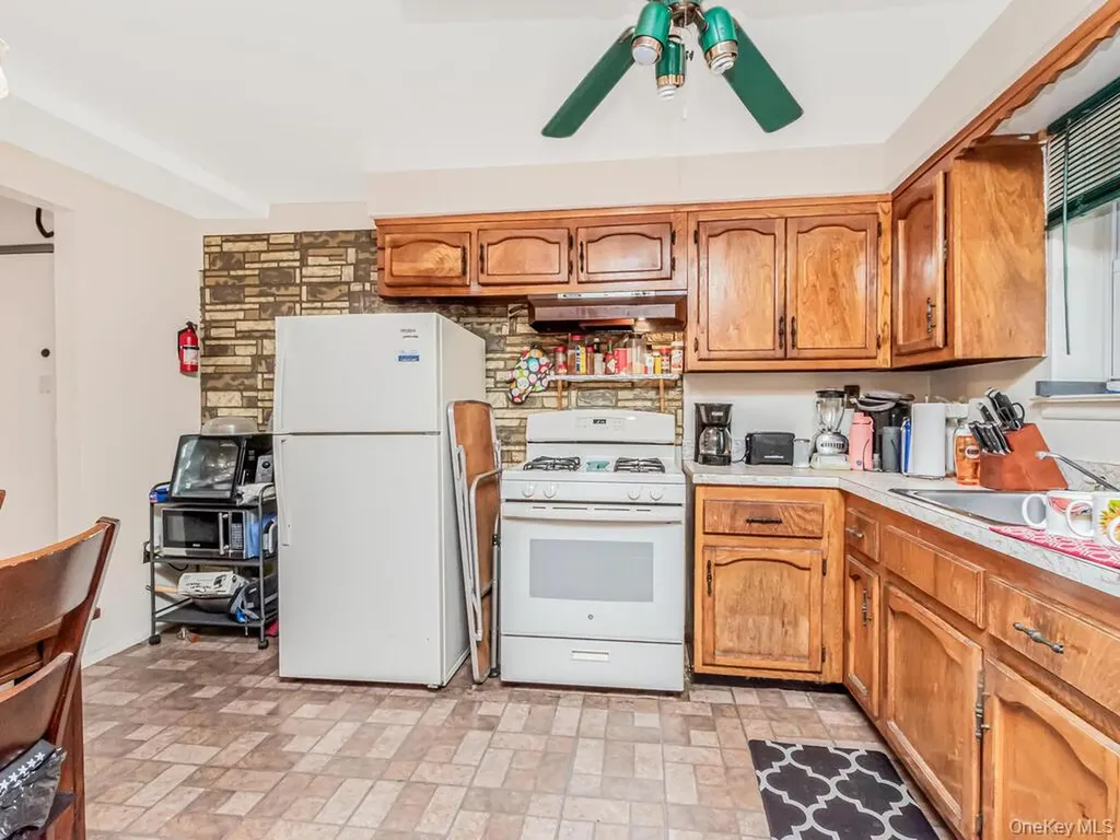 3312 Edson Avenue Bronx NY 10469