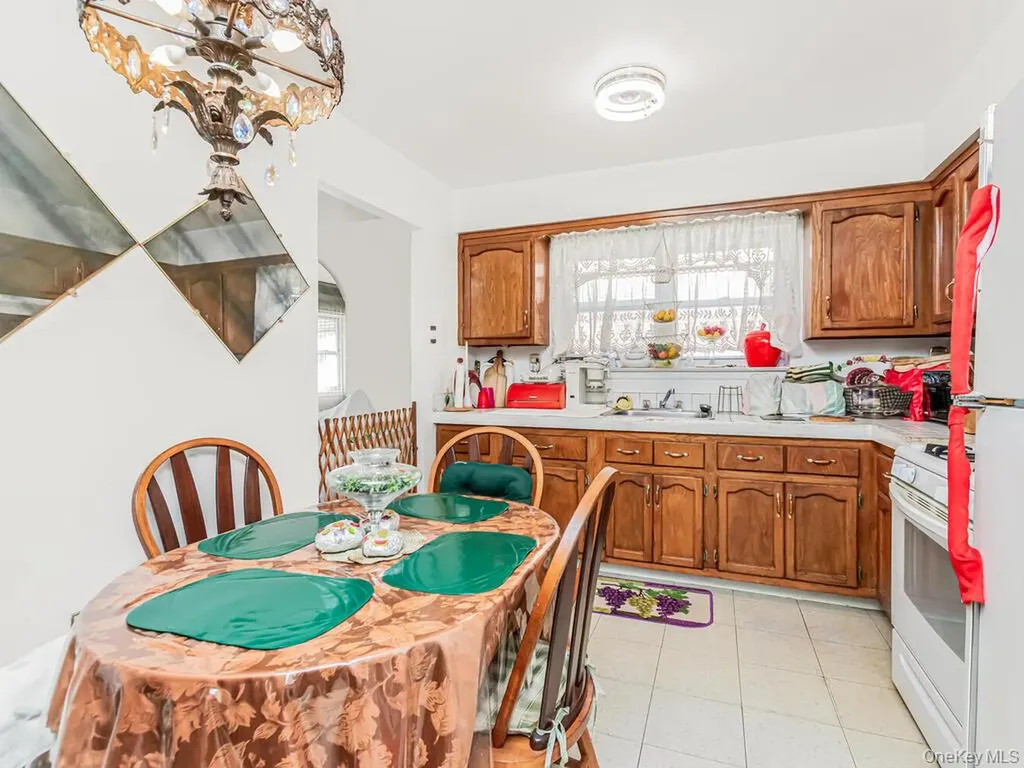 3312 Edson Avenue Bronx NY 10469