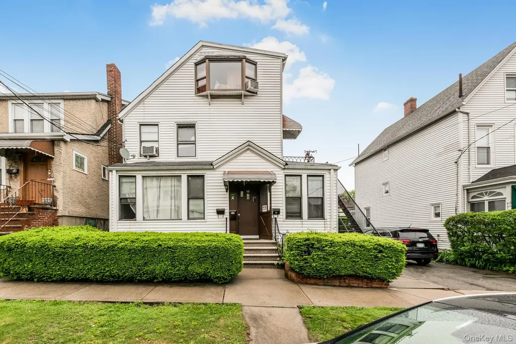 32 Alexander Avenue Yonkers NY 10704