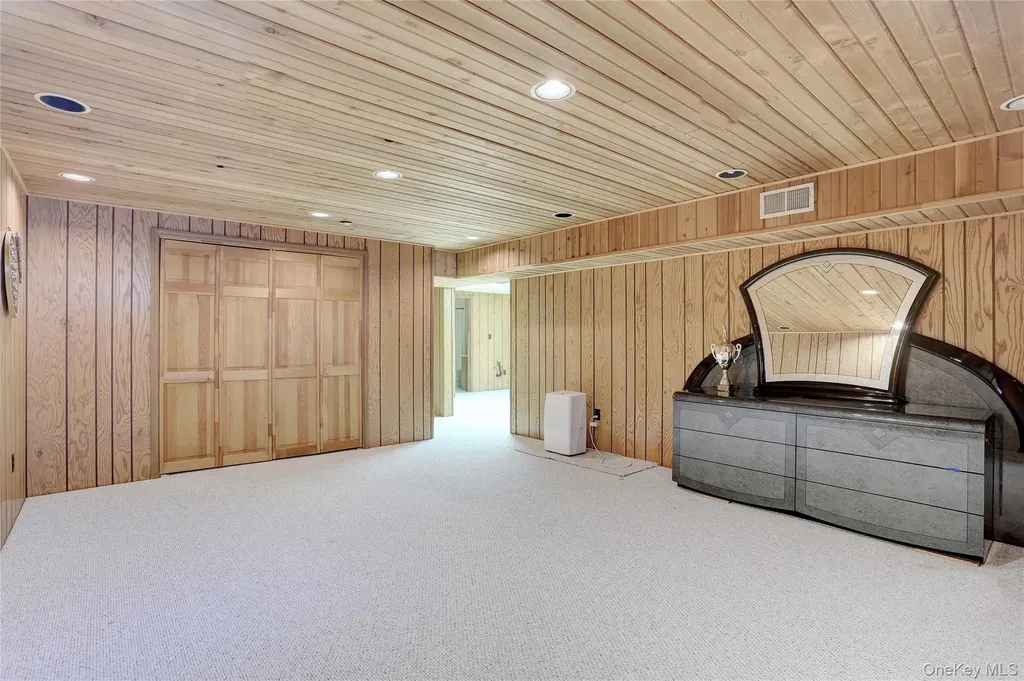 44 Old Lake Road Congers NY 10920
