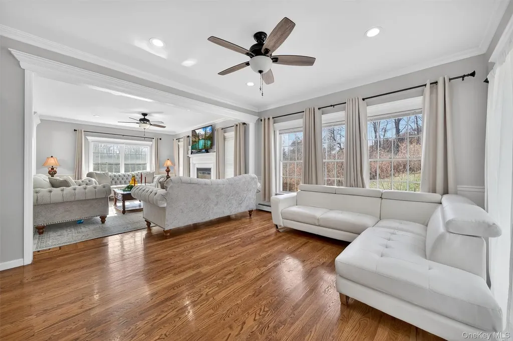 225 Kings Highway Warwick NY 10990