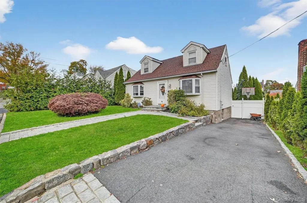 92 Westerly Street Yonkers NY 10704
