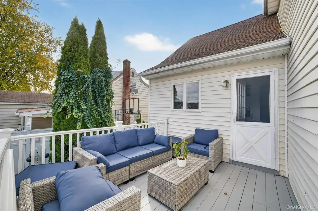 92 Westerly Street Yonkers NY 10704