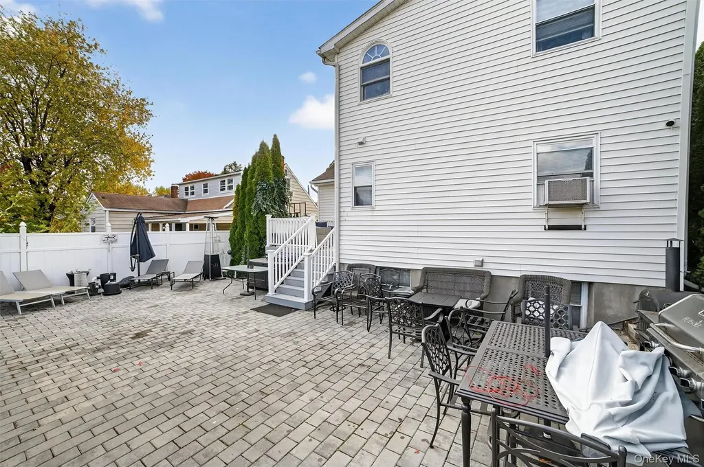 92 Westerly Street Yonkers NY 10704