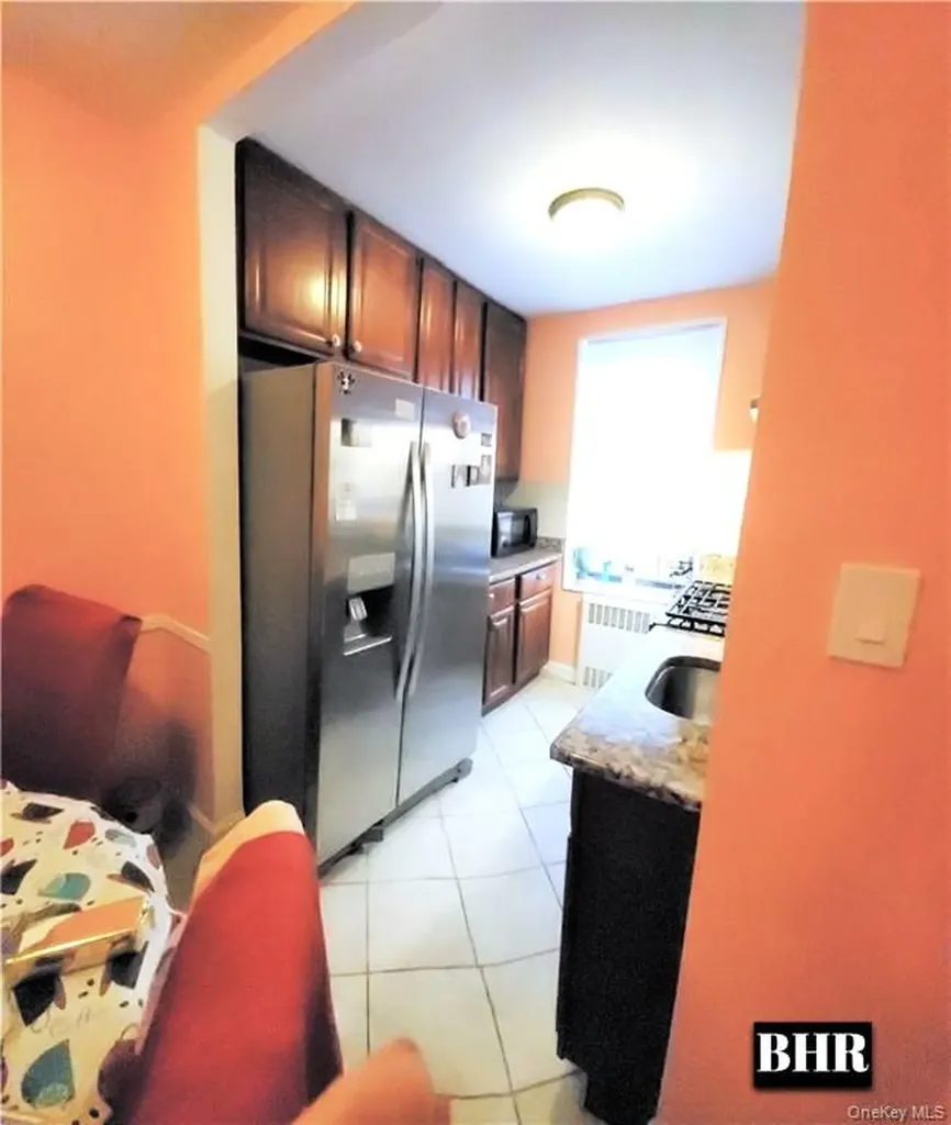 3105 Avenue V Brooklyn NY 11229