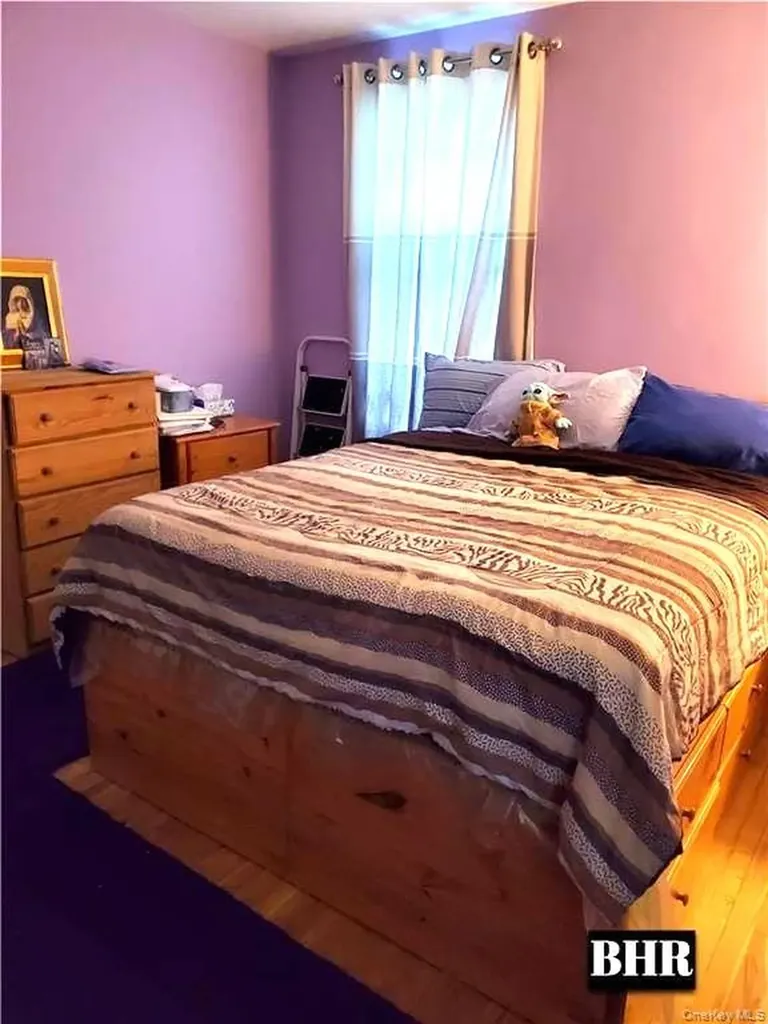 3105 Avenue V Brooklyn NY 11229