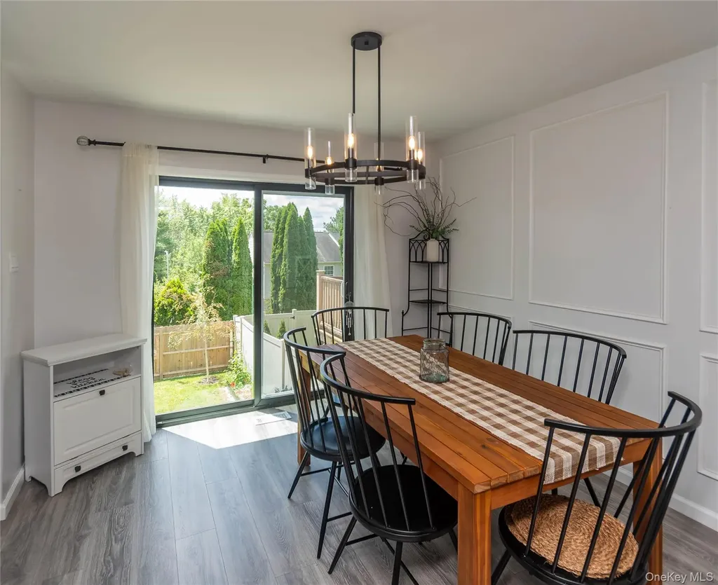 36 Marian Court Warwick NY 10990