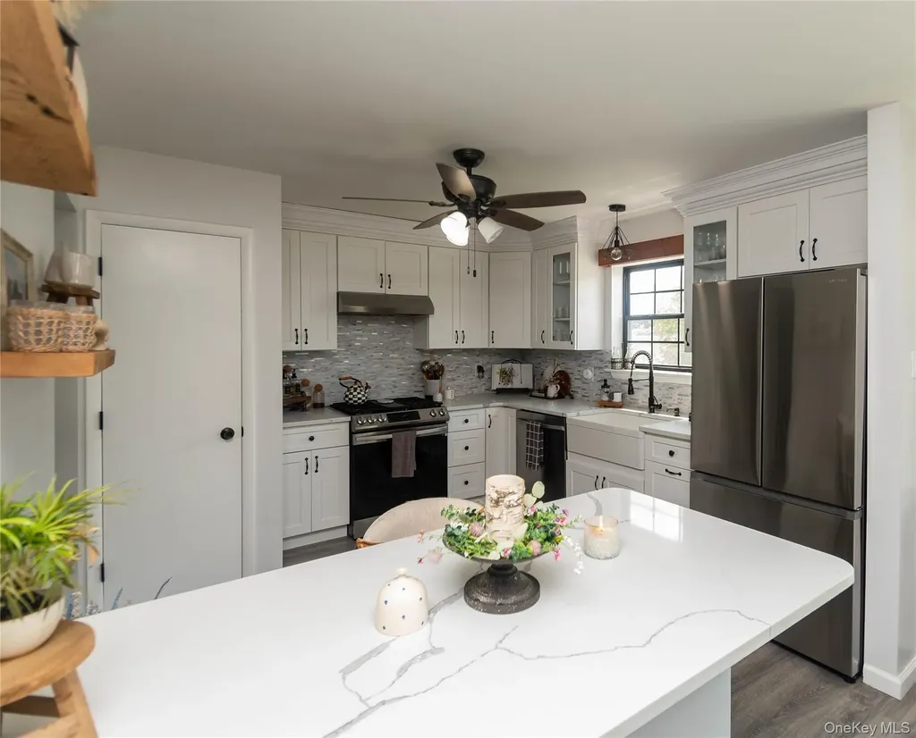 36 Marian Court Warwick NY 10990