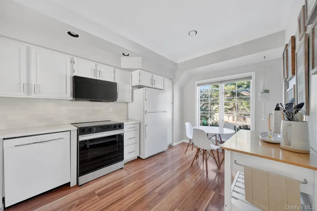 90 Roundtree Court Beacon NY 12508