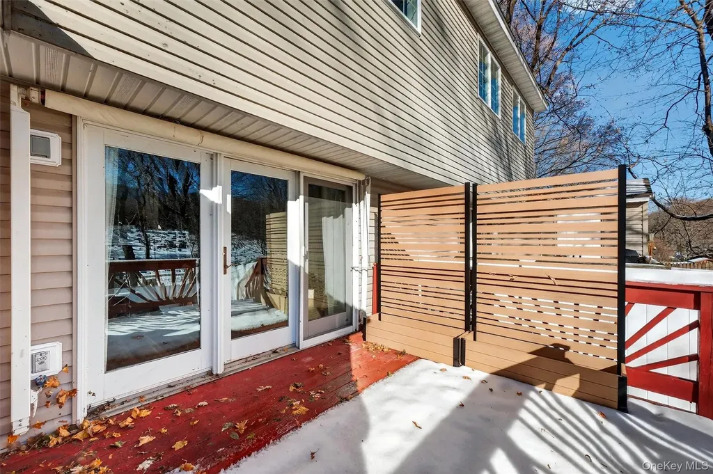 90 Roundtree Court Beacon NY 12508