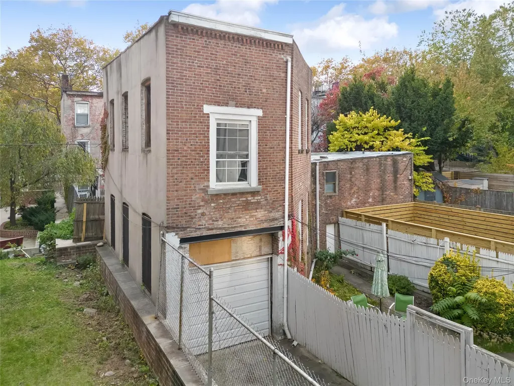 342 Carroll Street Brooklyn NY 11231