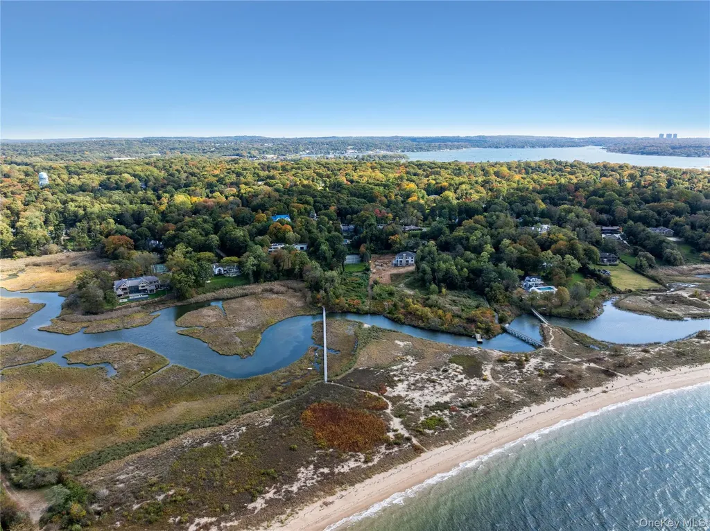 25 Soundview Lane Sands Point NY 11050