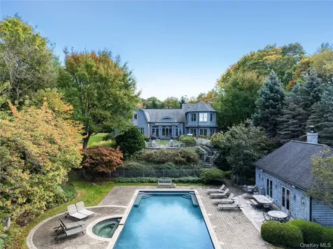 25 Soundview Lane Sands Point NY 11050