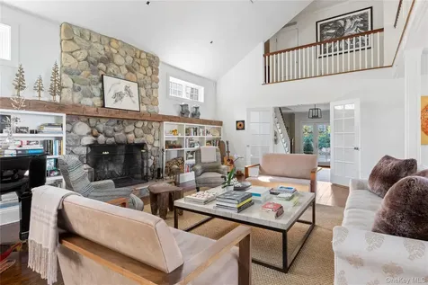 25 Soundview Lane Sands Point NY 11050