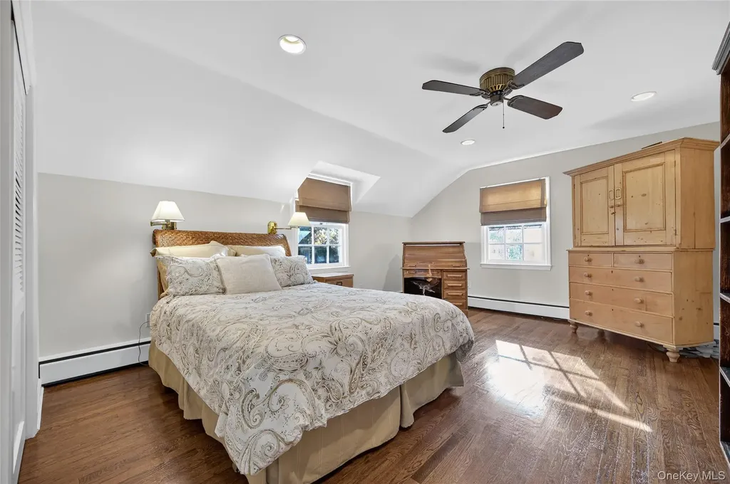 7 Shore Road Manhasset NY 11030