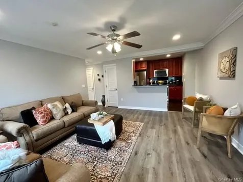902 Vista View Drive Farmingville NY 11738