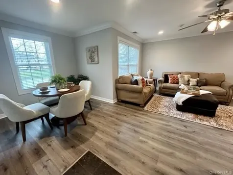 902 Vista View Drive Farmingville NY 11738