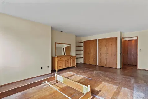 37 Century Trail Harrison NY 10528