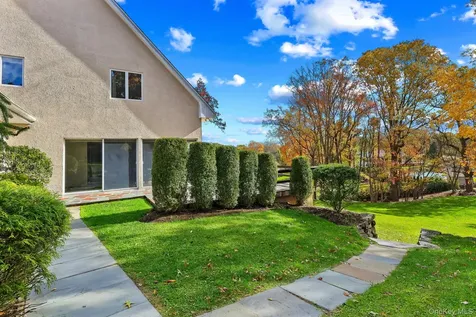 37 Century Trail Harrison NY 10528