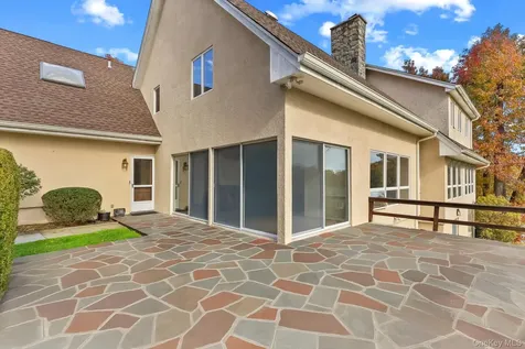 37 Century Trail Harrison NY 10528