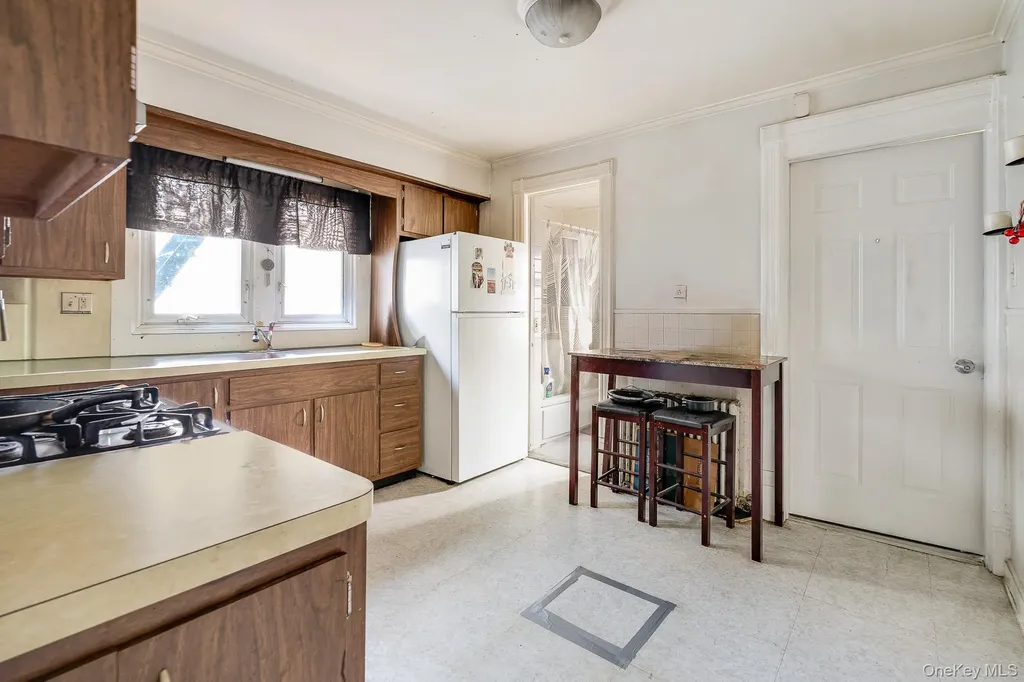 12 Parker Avenue Poughkeepsie NY 12601