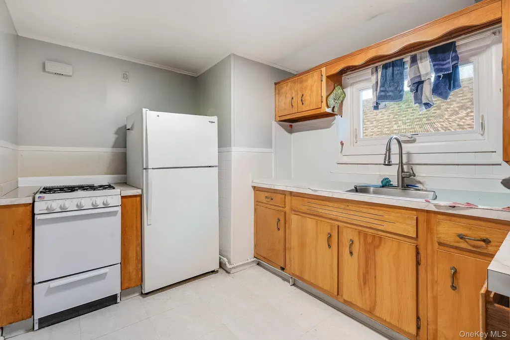 12 Parker Avenue Poughkeepsie NY 12601