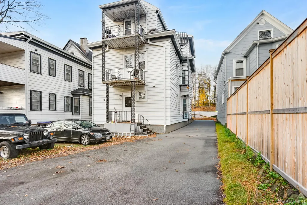 12 Parker Avenue Poughkeepsie NY 12601