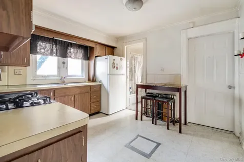 12 Parker Avenue Poughkeepsie NY 12601