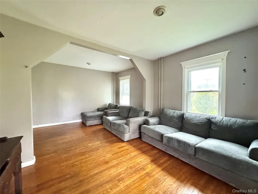 8 Forest Hills Avenue Catskill NY 12414