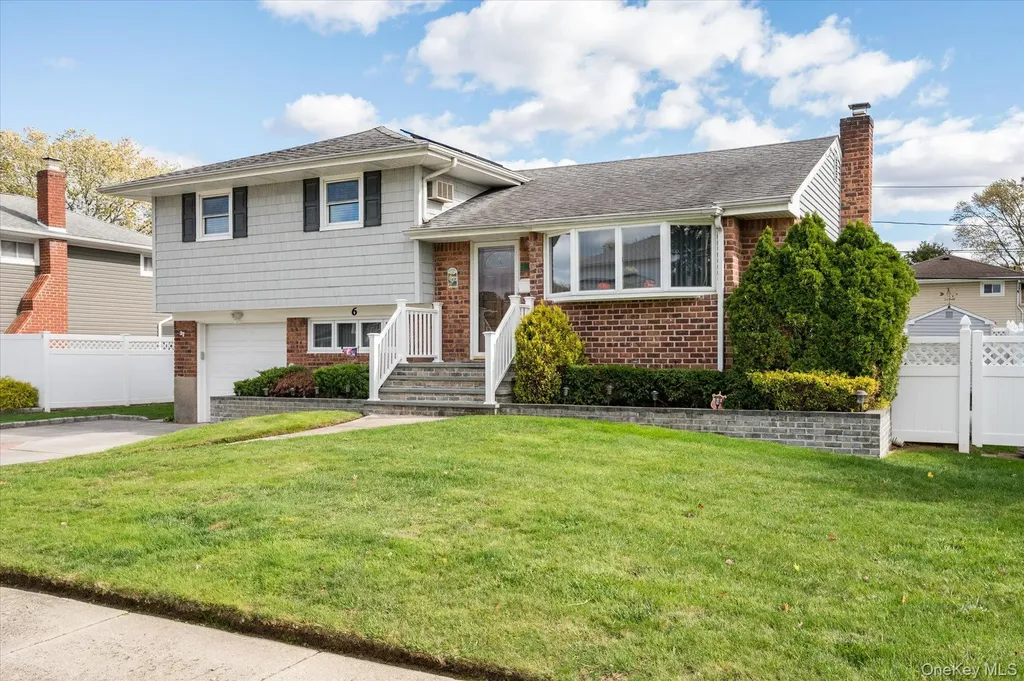 6 David Drive Farmingdale NY 11735