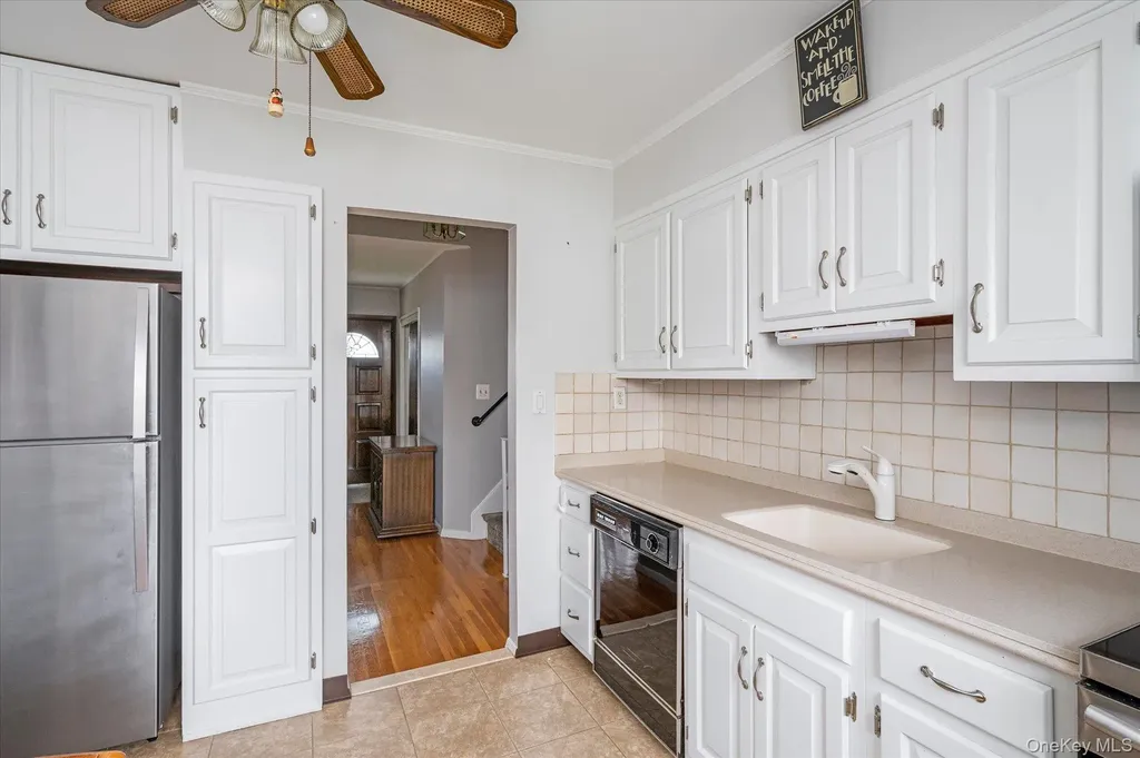 6 David Drive Farmingdale NY 11735