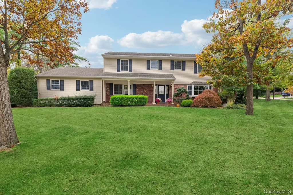9 Princeton Drive Plainview NY 11803