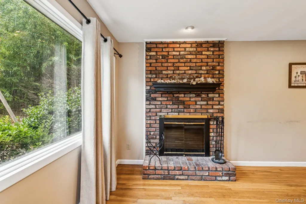 9 Princeton Drive Plainview NY 11803
