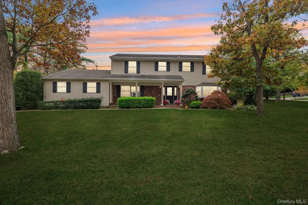 9 Princeton Drive Plainview NY 11803