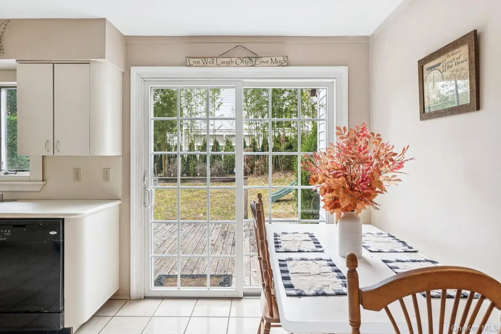 9 Princeton Drive Plainview NY 11803