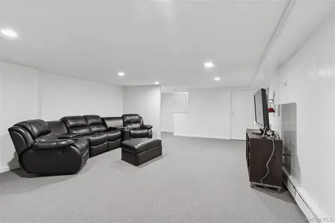 2631 Rachel Street Bellmore NY 11710