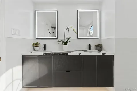 2631 Rachel Street Bellmore NY 11710