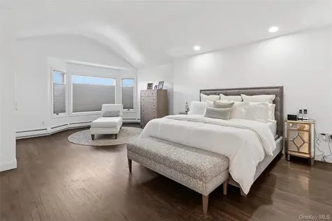 2631 Rachel Street Bellmore NY 11710