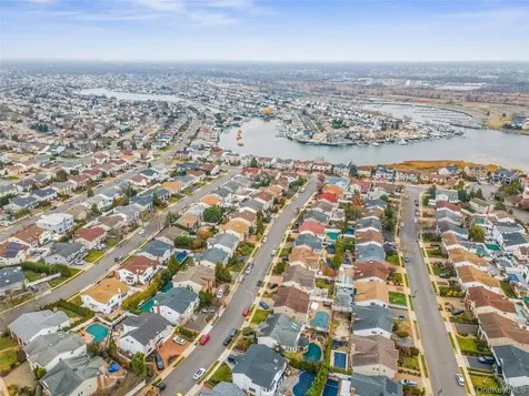 2631 Rachel Street Bellmore NY 11710