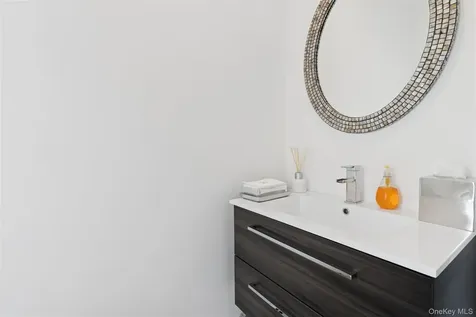 2631 Rachel Street Bellmore NY 11710