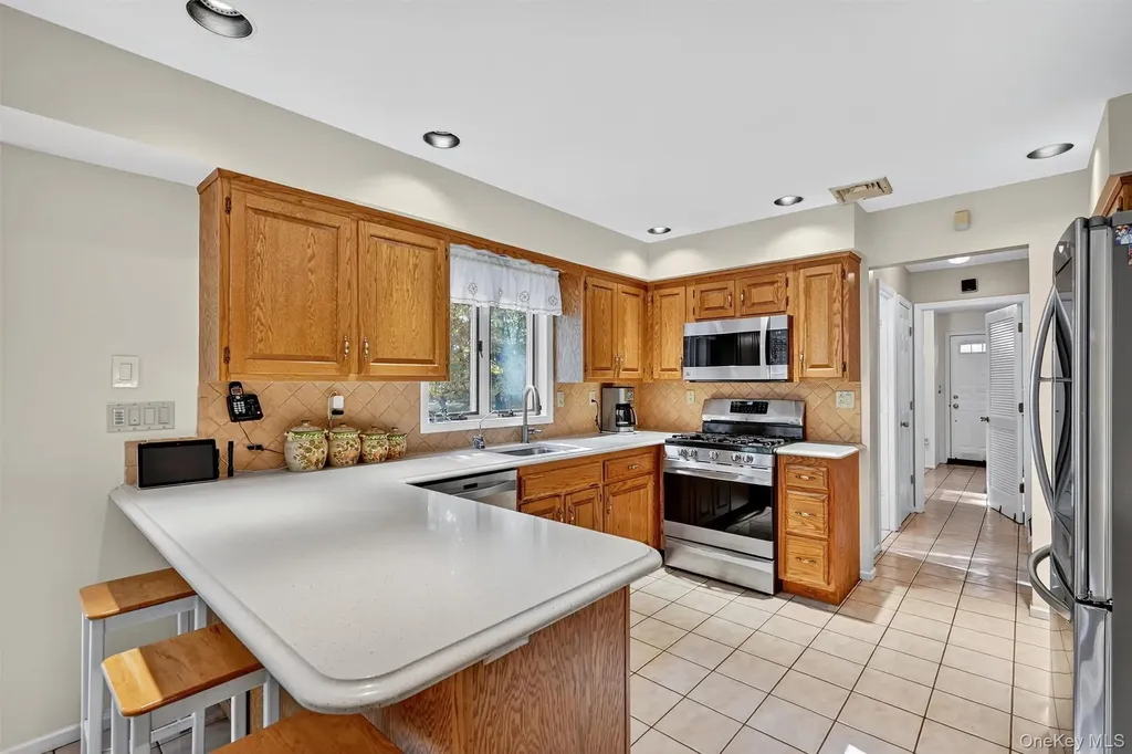 6 Phillips Drive Stony Point NY 10980