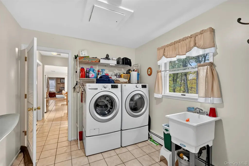 6 Phillips Drive Stony Point NY 10980